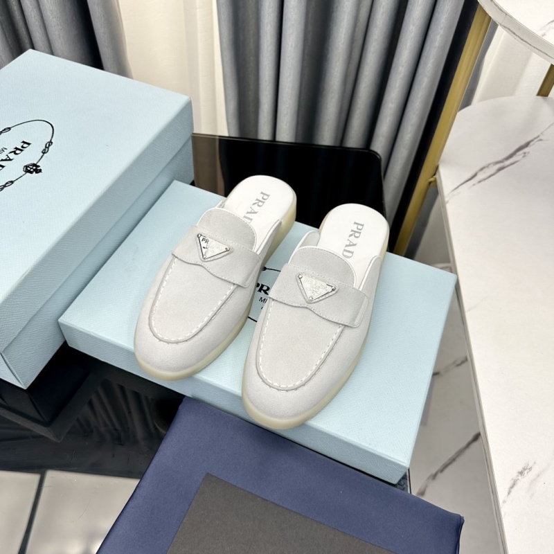 Pra*a casual shoes